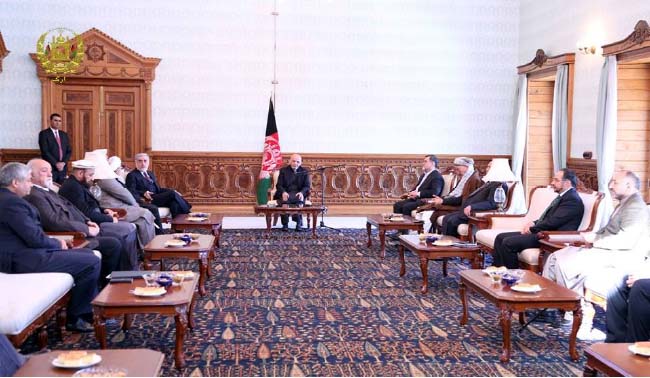 Ghani Holds Consultative Meeting with Political, Jihadi Leaders